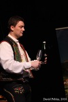 Festival vína vyvrcholil sekáním sektů