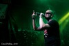 Rapper Ja Rule se nestyděl. Vytáhl holky na podium a ty ho svlékly