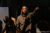 Rapper Ja Rule se nestyděl. Vytáhl holky na podium a ty ho svlékly