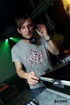 Dj Orbith propotil lidem trička