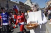 Majáles v Hradci: Sex on the Beach, hokejoví fans, kostky cukru a hluboký pravěk