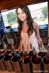 Vína se oblékla do růžové a přinesla léto do táborských lázní