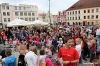 Divadlo na kostkách přilákalo nespočet dětí. Rodiče pobavila Superstar i Stromy 