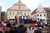 Divadlo na kostkách přilákalo nespočet dětí. Rodiče pobavila Superstar i Stromy 