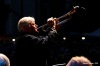Bohemia Jazz Fest 2011: Blesky rozsvítily Týnský chrám. Muzikanti se jen tak nedali