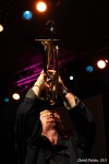 Bohemia Jazz Fest 2011: Blesky rozsvítily Týnský chrám. Muzikanti se jen tak nedali