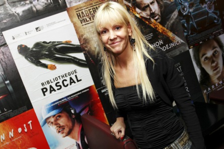 V novém Recykle klubu vás čeká jízda vlakem. A na zdech visí Jirásek i Cage 