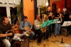 Karolína Kamberská hrála na Housově mlýně Hořkosladce. Street band byl na Sadech