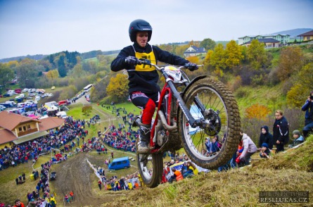 Strmý vrch 2011: Všem vypálil rybník neznámý borec Roman Schmidt