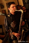 Jazz Gallery Charley rozhýbali Los Quemados s Brazilcem Adriano Trindadem 