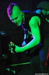 Koffin Kats - řádné psychobilly ve Velbloudu