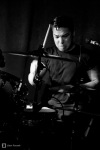 Kaliforňané to ve Velbloudu rozjeli v rytmu romantického psychobilly