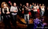 Všem moc děkuju, vzkázala Nelinka. Zahráli jí Jeez, Lola běží i Tábor Superstar band