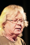 Vladimír Mišík mohl působit unaveně, ale je ve formě. Zahrál s Ivanem Hlasem