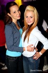 Lola běžela jako o život s řízným rokenrolem. Na Facebook party překvapil Dj N´Zym