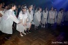 Na maturitním plese ubodali maturitu kopími