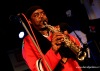 Courtney Pine se v klubu Highway 61 vrhl do davu. Čaroval saxofonem a tančil 