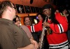 Courtney Pine se v klubu Highway 61 vrhl do davu. Čaroval saxofonem a tančil 