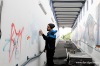 Sprejery zatýkala policie. Podchod nádraží v Plané nad Lužnicí ozdobily graffiti
