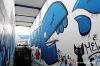 Sprejery zatýkala policie. Podchod nádraží v Plané nad Lužnicí ozdobily graffiti