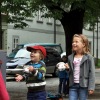 Buskers festival v Českých Budějovicích. Hrálo se na každém rohu 