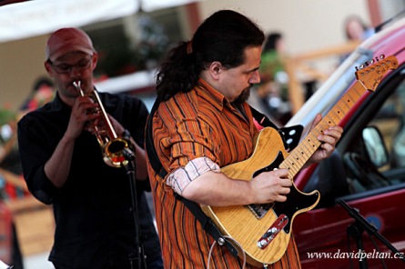 Trim 4. Jazz fusion znělo náměstím