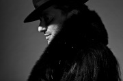 Do České republiky se vrací Rachid Taha, hvězda ethno music z Alžíru