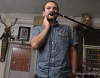 Slam poetry v Dílně vyhrál Sláďa s básněmi pro Evu. Odnesl si sošku a pusu