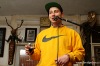 Slam poetry v Dílně vyhrál Sláďa s básněmi pro Evu. Odnesl si sošku a pusu