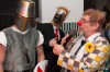 Ze slov vznikla tradice. Na maškarní přišla Kleopatra i Vlastimil Harapes