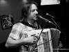 Štěpán Kojan z Keks popřál Originálu hudbou, lidi pobavili i Chodci