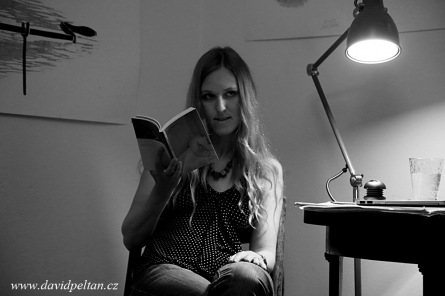 Spisovatelka Ivana Myšková četla v Baobabu. Připravujte se na Noc literatury