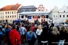Léto nad Lužnicí: Zahalená Kratochvílová pokřtila desku, Váňa začal výstavu