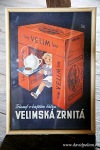 Unikátní výstava plakátů a letáků zdobí Špejchar Želeč. Vidět ji stále můžete