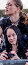 Mighty Sounds 2014: Žádná sobotní povalovačka. Naplno žil i divadelní stan!