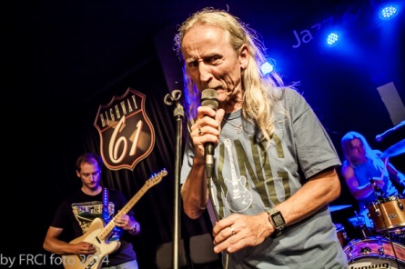 Horečka páteční noci I.: Bluesoví dinosauři v Highway 61 clubu