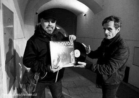 Dva gramofilové se pustili do hudební archeologie. Vydali vinyl Vodovodu