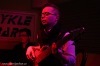 Poprvé spolu hráli hodinu před koncertem. Bluesman Paul Batto zahrál s kapelou