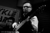 Poprvé spolu hráli hodinu před koncertem. Bluesman Paul Batto zahrál s kapelou