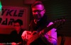 Poprvé spolu hráli hodinu před koncertem. Bluesman Paul Batto zahrál s kapelou