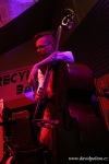 Poprvé spolu hráli hodinu před koncertem. Bluesman Paul Batto zahrál s kapelou