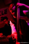 Poprvé spolu hráli hodinu před koncertem. Bluesman Paul Batto zahrál s kapelou