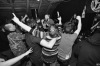 Hanba na Cestě? Stage diving ze štaflí