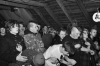 Hanba na Cestě? Stage diving ze štaflí