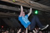 Hanba na Cestě? Stage diving ze štaflí