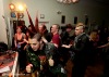 Punkový ples počtvrté: Stage diving, rychlostní soutěž a podprsenka na kytaristovi
