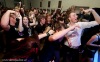 Punkový ples počtvrté: Stage diving, rychlostní soutěž a podprsenka na kytaristovi