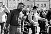 Velikonoční hrkání - Víťa Marčík působivě oživuje tradici v Českých Budějovicích