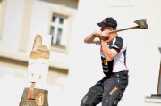 Dřevorubci předvedli své umění na píseckém Velkém náměstí