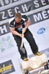 Dřevorubci předvedli své umění na píseckém Velkém náměstí